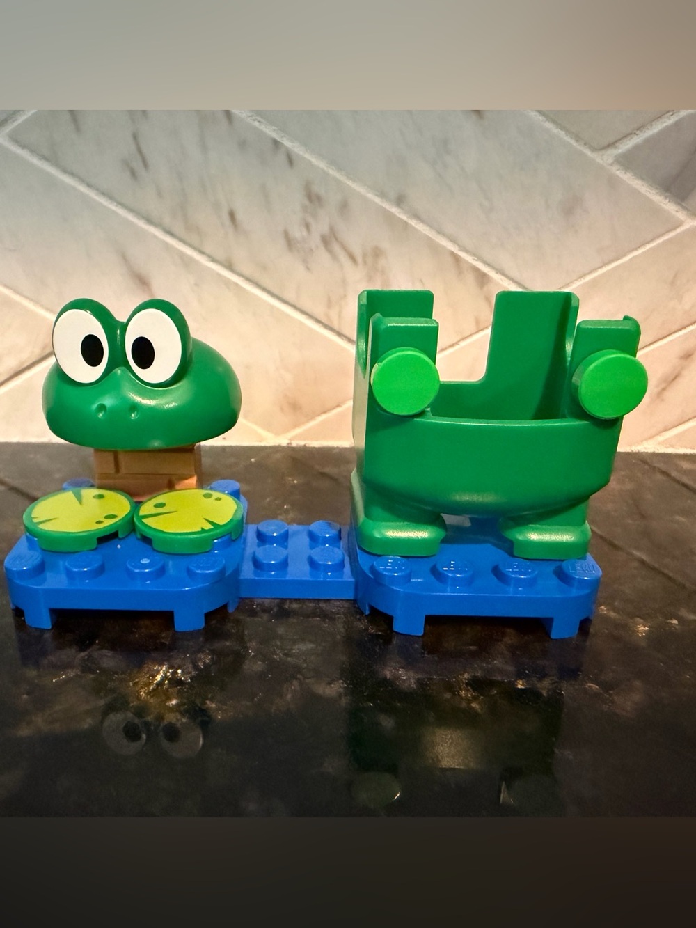 LEGO 71392 Super Mario Frog Power-Up Pack: Complete Set *Retired Product*